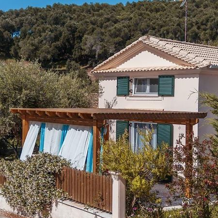 Villa Armonia Vitaládes エクステリア 写真
